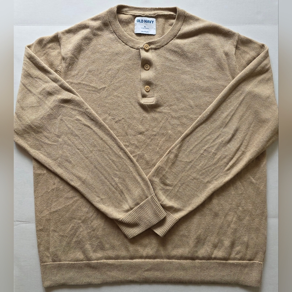 Old Navy XL Tan Henley Lightweight Knit Cozy Sweater Minimal Classic Neutral